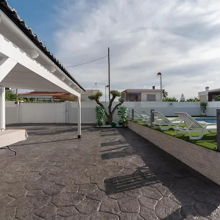 Dream House Villa *