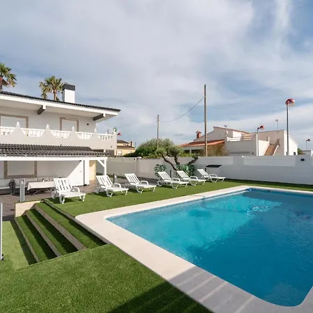Dream House Villa *